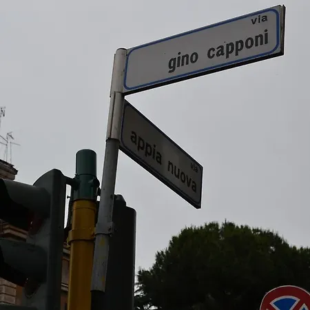 Capponi Apartment