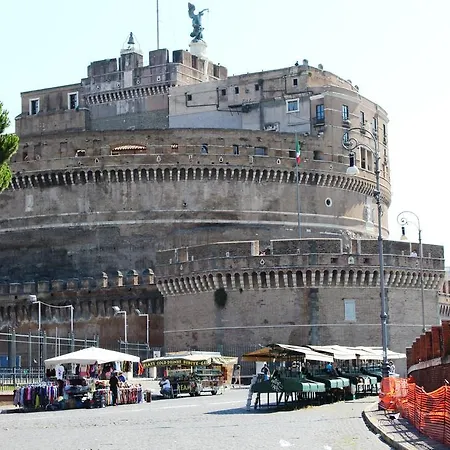 Capponi Apartment