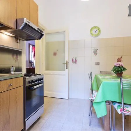 Apartment Capponi Rome